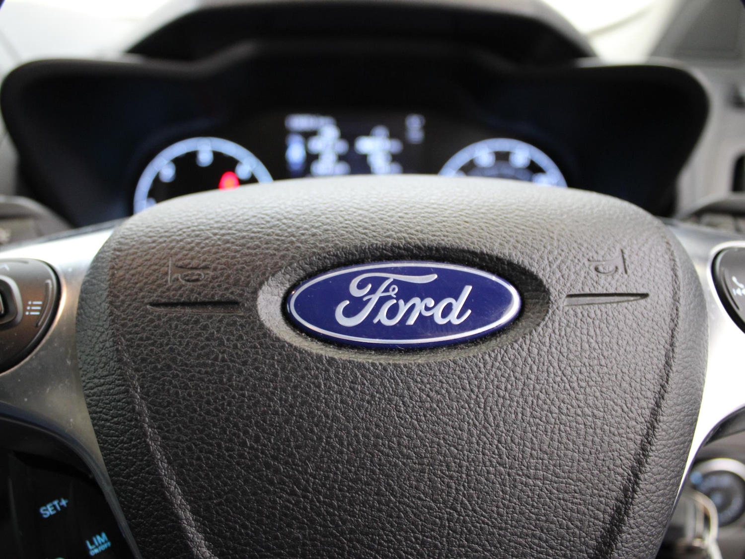 Used Ford Grand Tourneo Connect 2020 for sale - 76662239: Photo 100