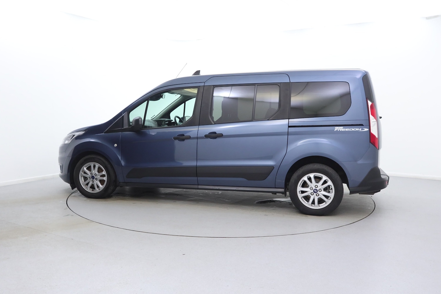 Used Ford Grand Tourneo Connect 2020 for sale - 76662239: Photo 53