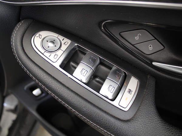 Used Mercedes-Benz GLC 2019 for sale - 75592608: Photo 39
