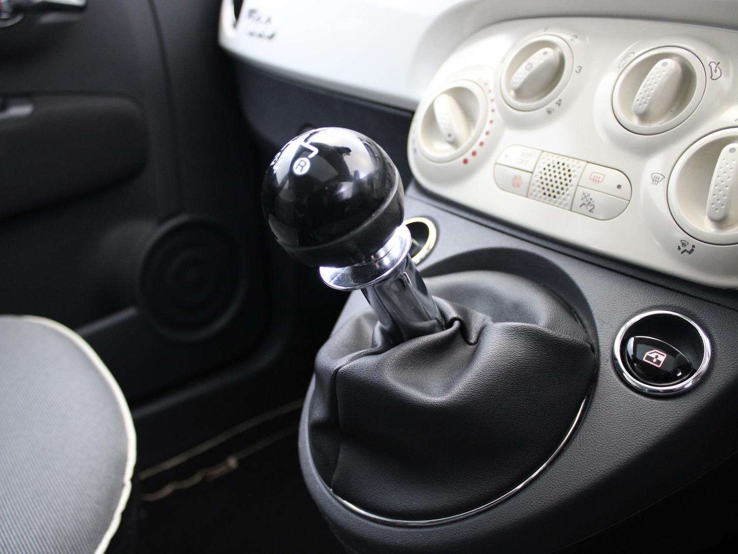 Used Fiat 500 2015 for sale - 77561207: Photo 28