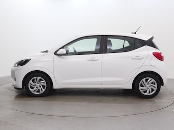 Used Hyundai i10 2023 for sale - 78282570: Photo