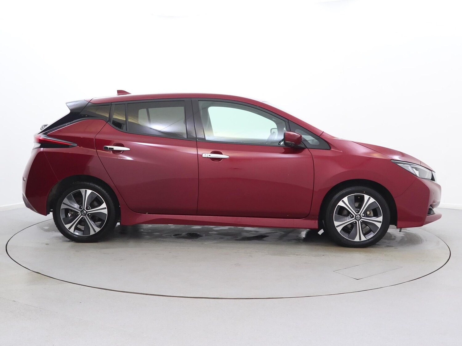 Used Nissan Leaf 2021 for sale - 77348469: Photo 8