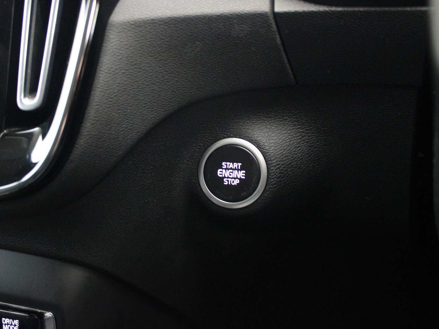 Used Volvo XC40 2020 for sale - 76442658: Photo 19