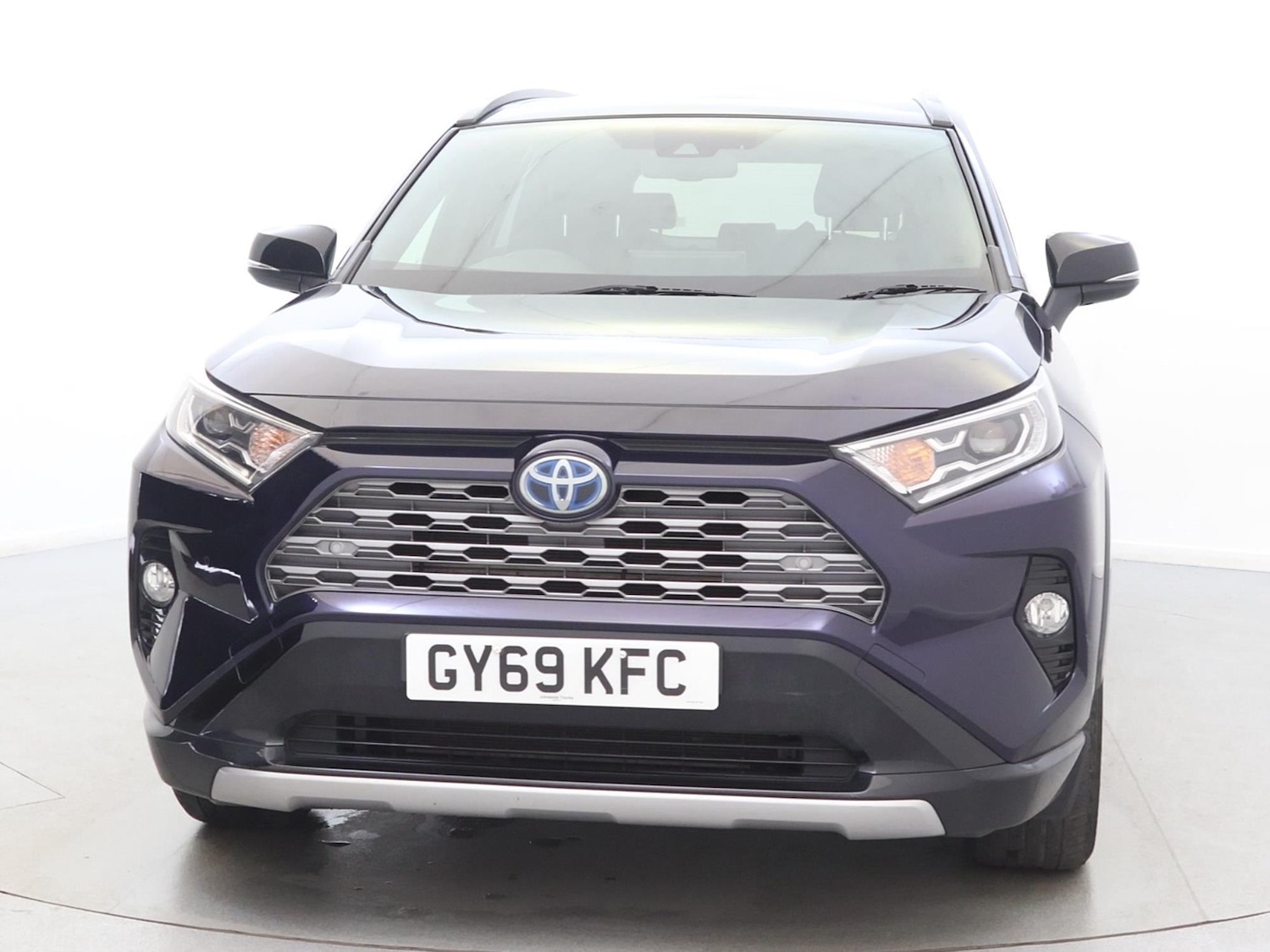 Used Toyota RAV4 2019 for sale - 77458961: Photo 2