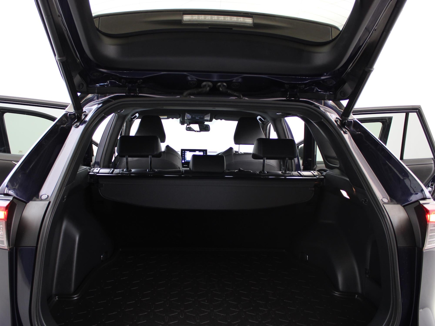 Used Toyota RAV4 2019 for sale - 77458961: Photo 38