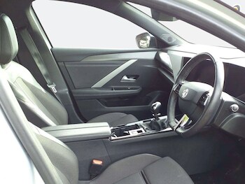 Used Vauxhall Astra 2023 for sale - 77348302: Photo