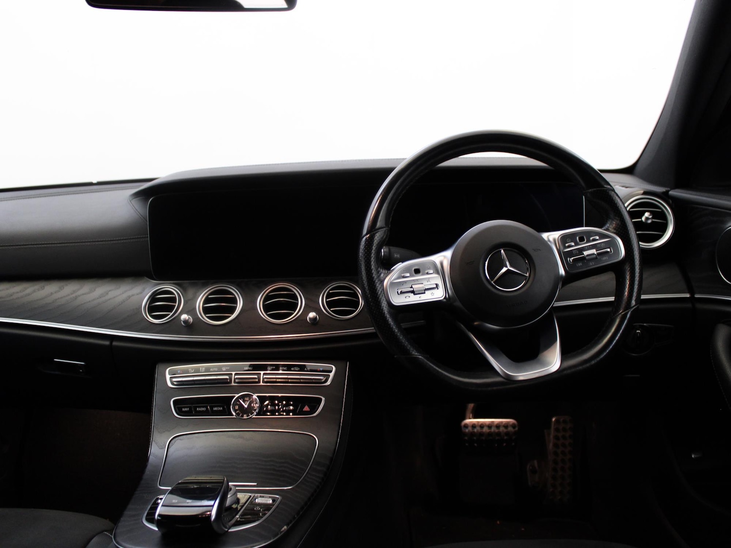 Used Mercedes-Benz E-Class 2019 for sale - 76128275: Photo 10