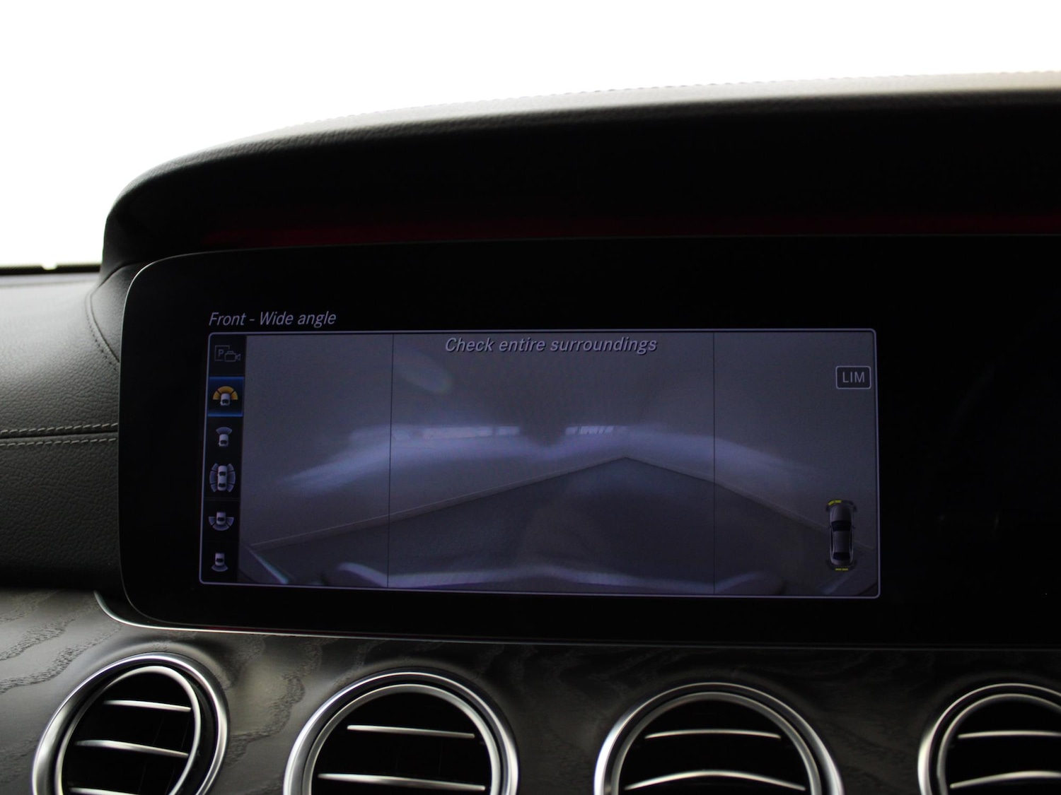 Used Mercedes-Benz E-Class 2019 for sale - 76128275: Photo 17