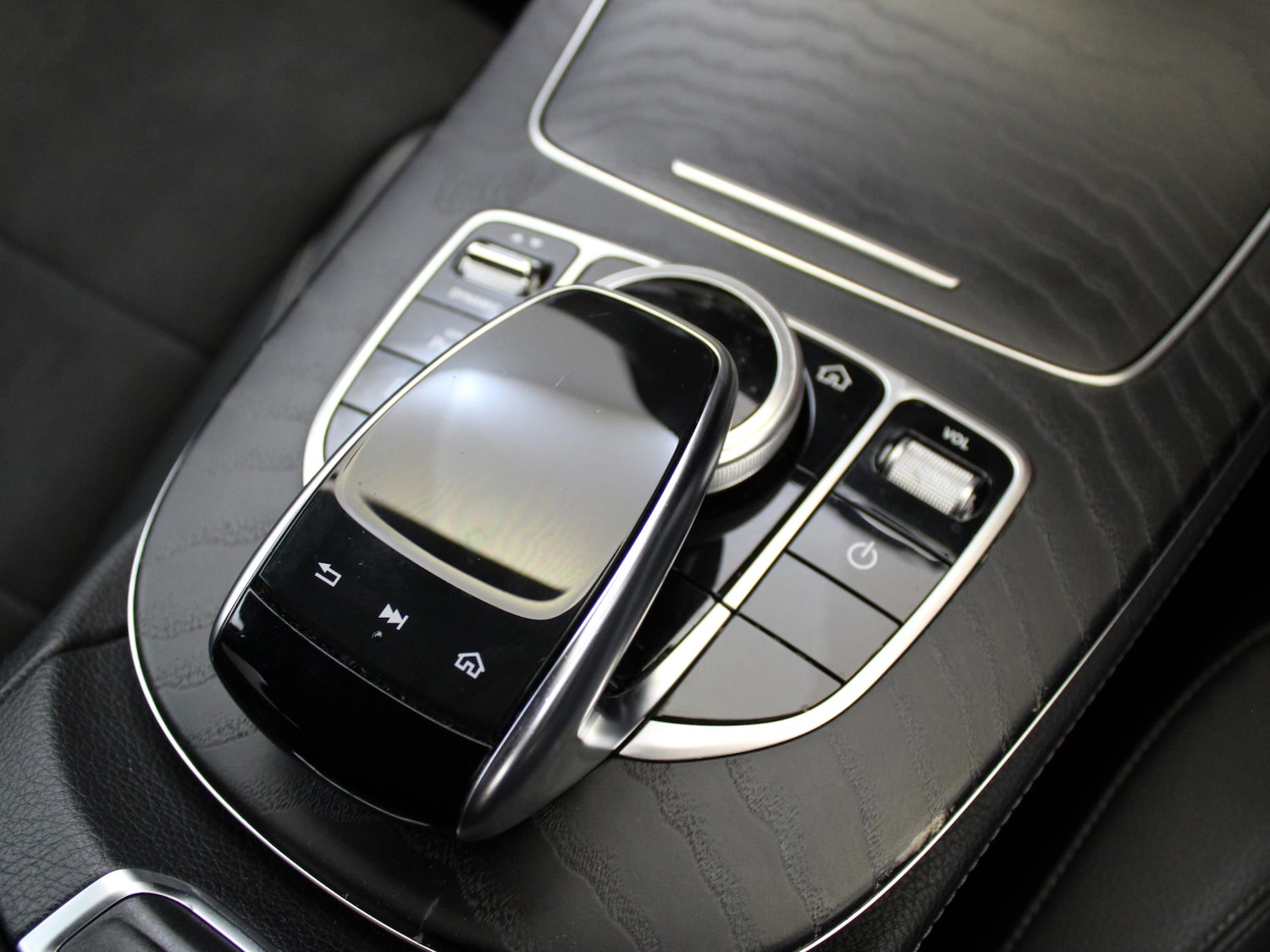 Used Mercedes-Benz E-Class 2019 for sale - 76128275: Photo 31