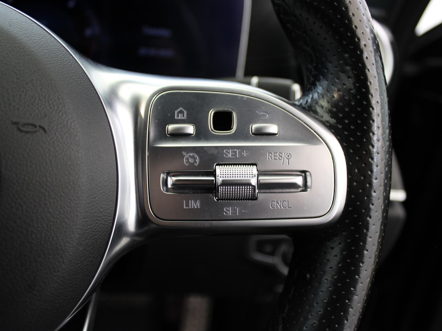 Used Mercedes-Benz E-Class 2019 for sale - 76128275: Photo 34