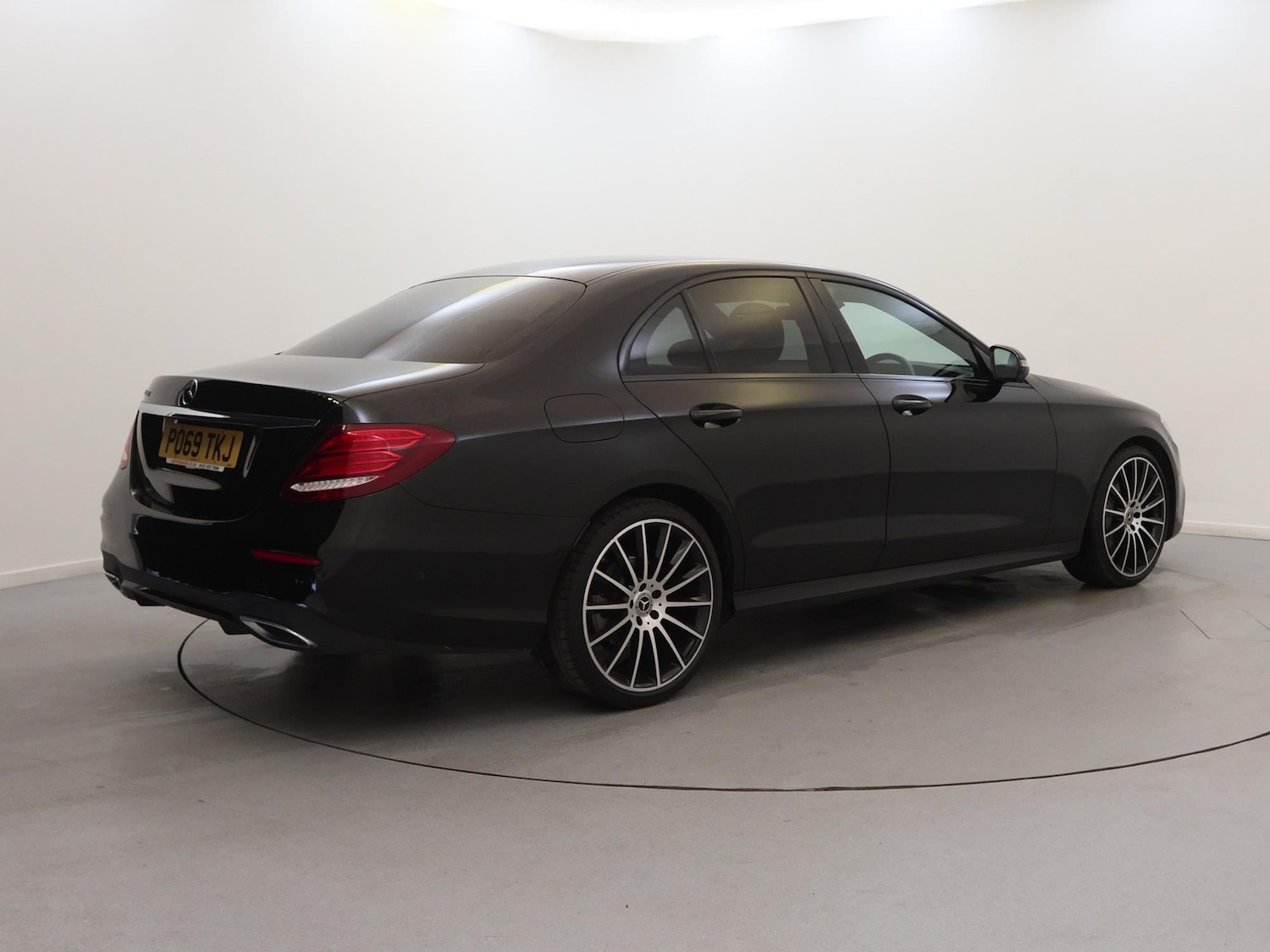 Used Mercedes-Benz E-Class 2019 for sale - 76128275: Photo 5