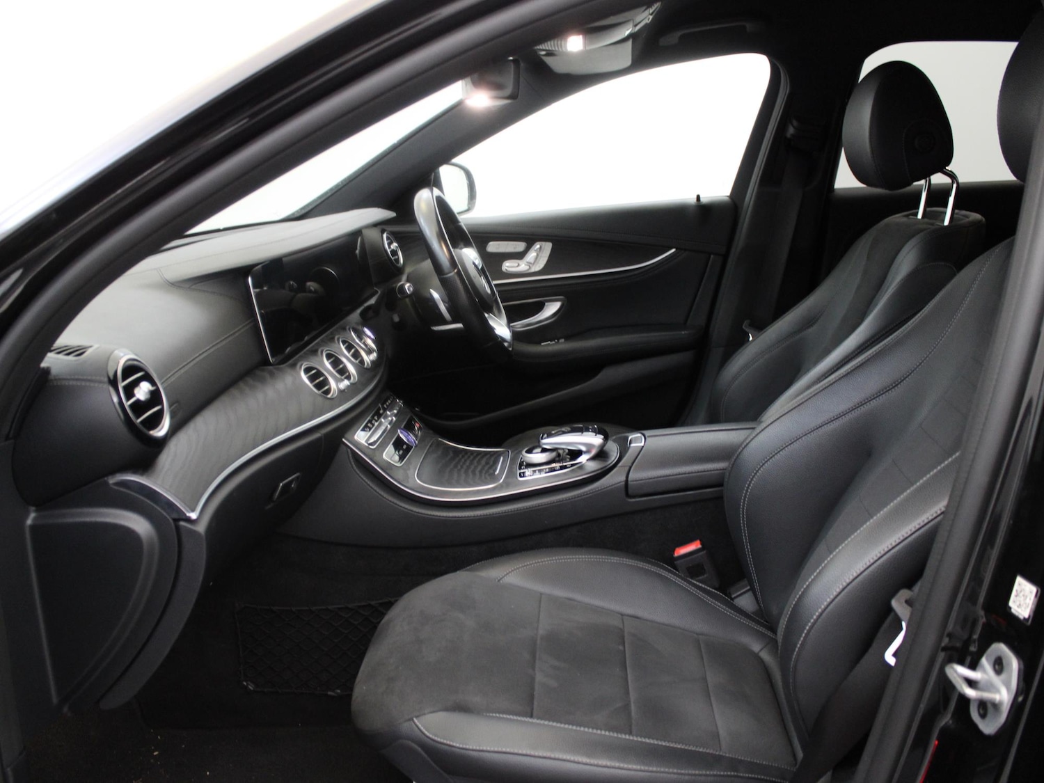 Used Mercedes-Benz E-Class 2019 for sale - 76128275: Photo 9