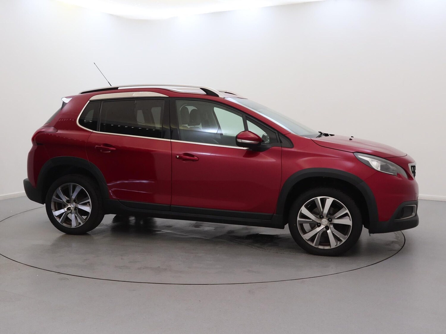 Used Peugeot 2008 2016 for sale - 76177449: Photo 8