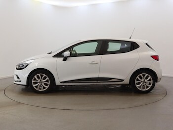 Used Renault Clio 2018 for sale - 75272788: Photo