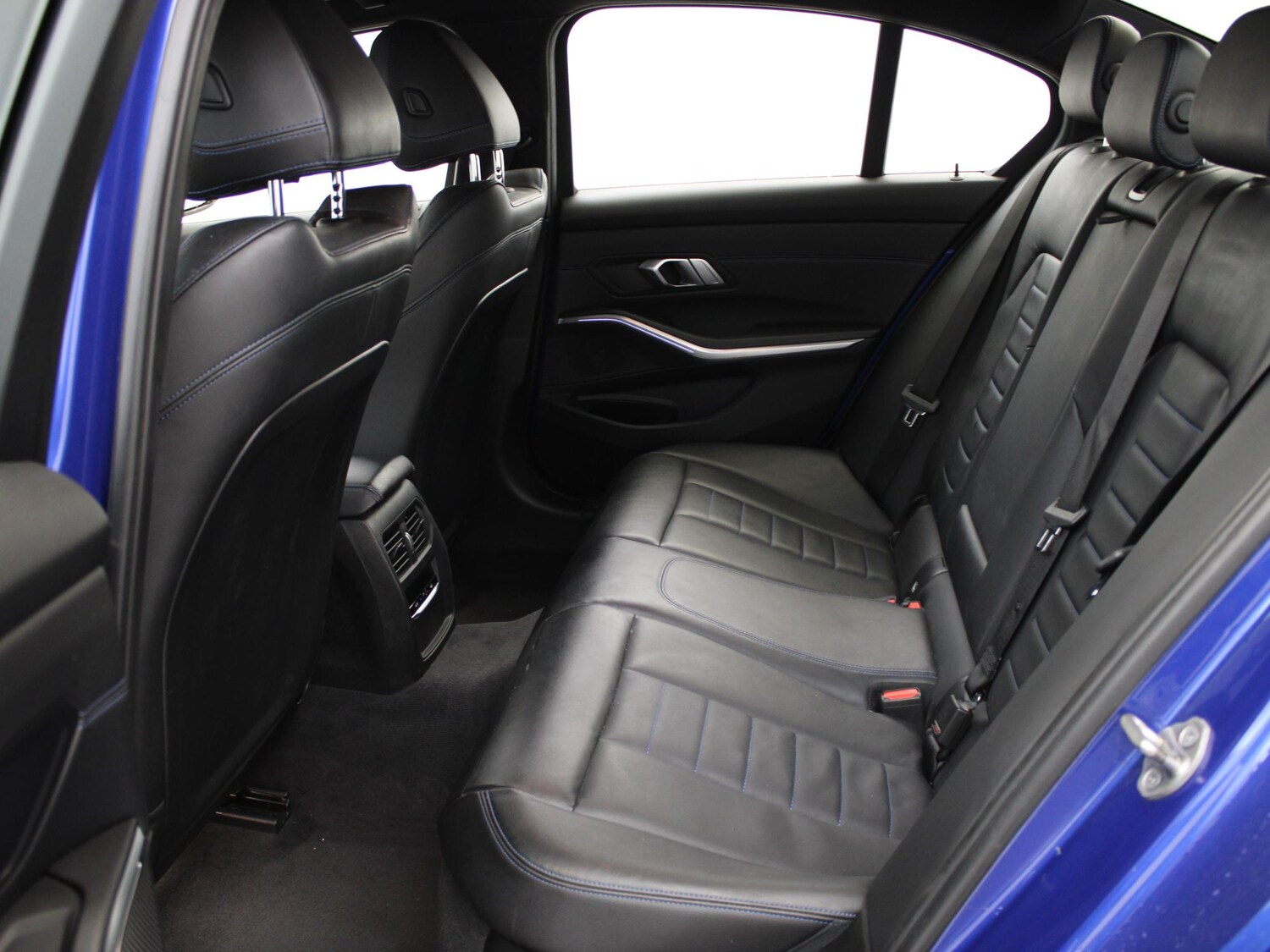 Used BMW 3 Series 2021 for sale - 76442693: Photo 12