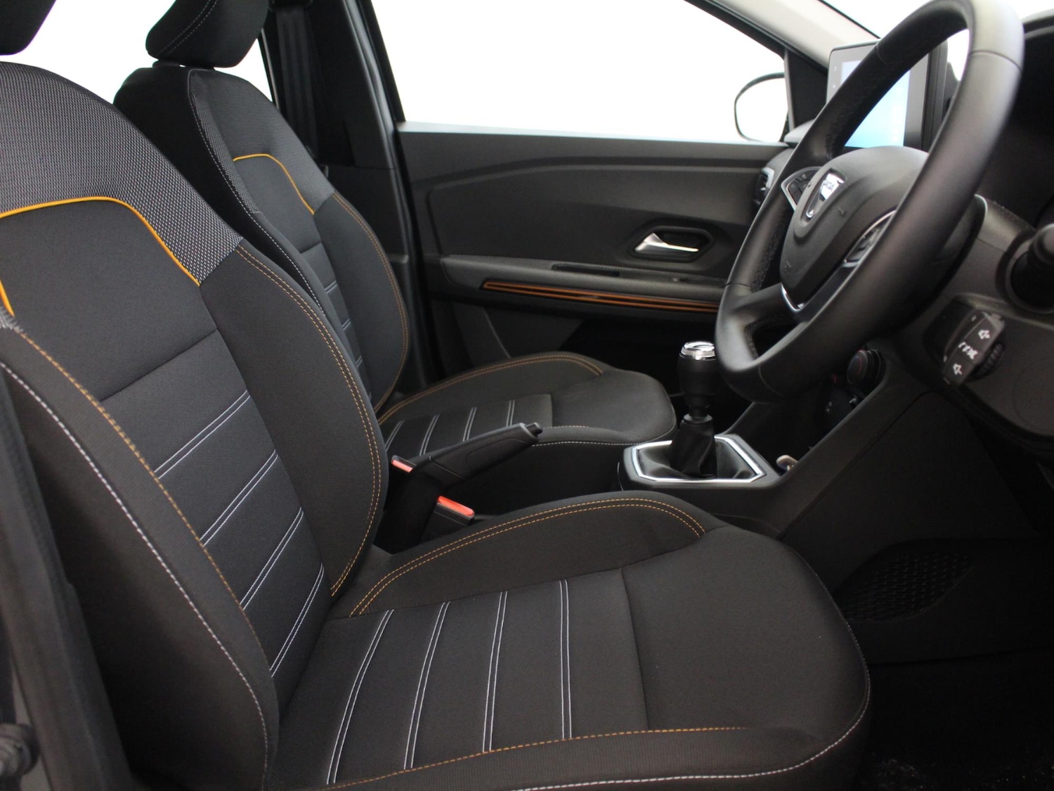 Used Dacia Sandero Stepway 2022 for sale - 77787355: Photo 9