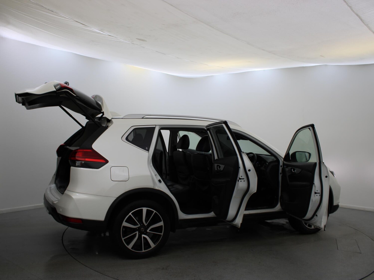 Used Nissan X-Trail 2020 for sale - 76047382: Photo 42