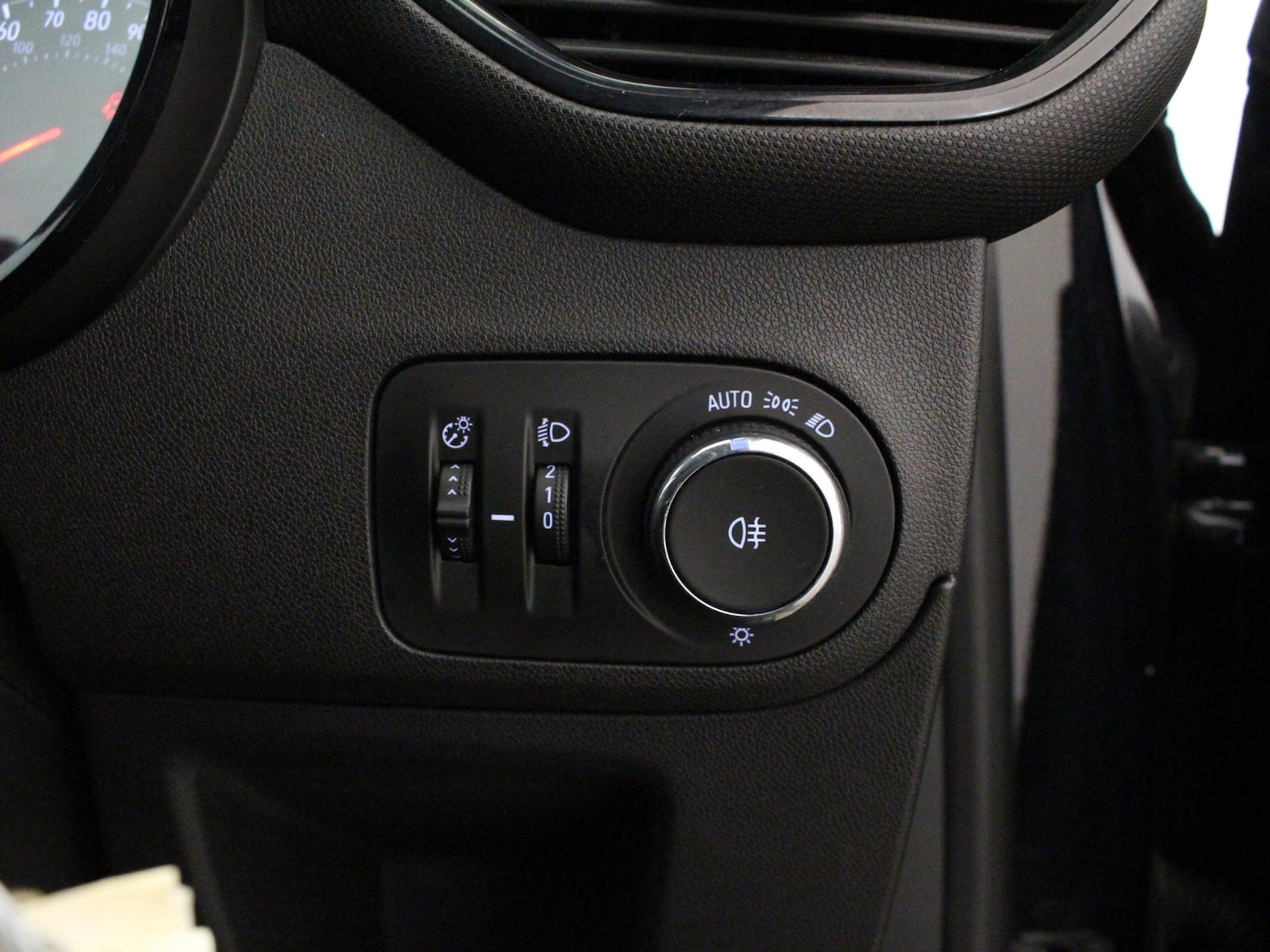 Used Vauxhall Crossland X 2020 for sale - 76515918: Photo 31