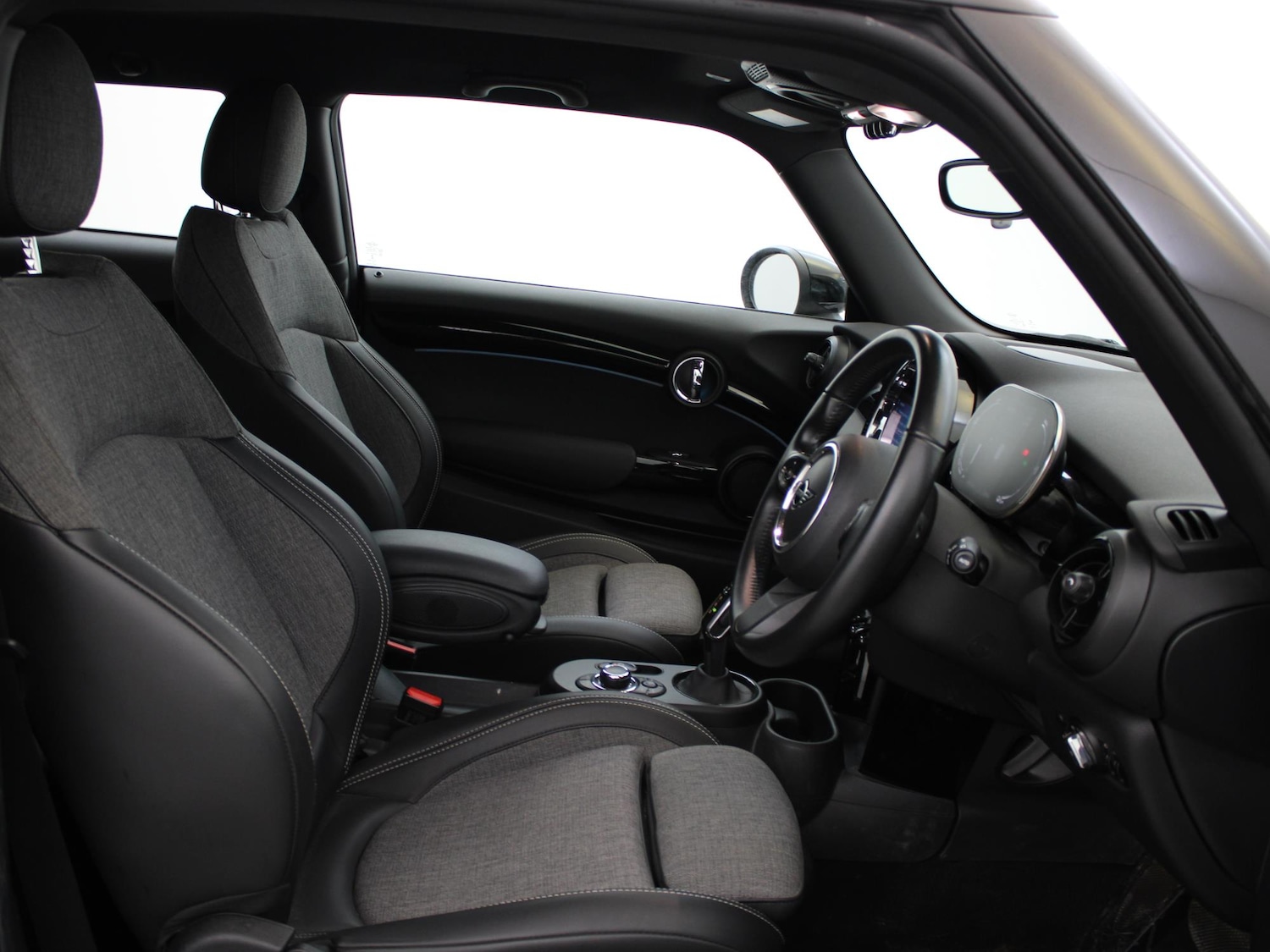 Used MINI Hatch 2022 for sale - 77615774: Photo 9