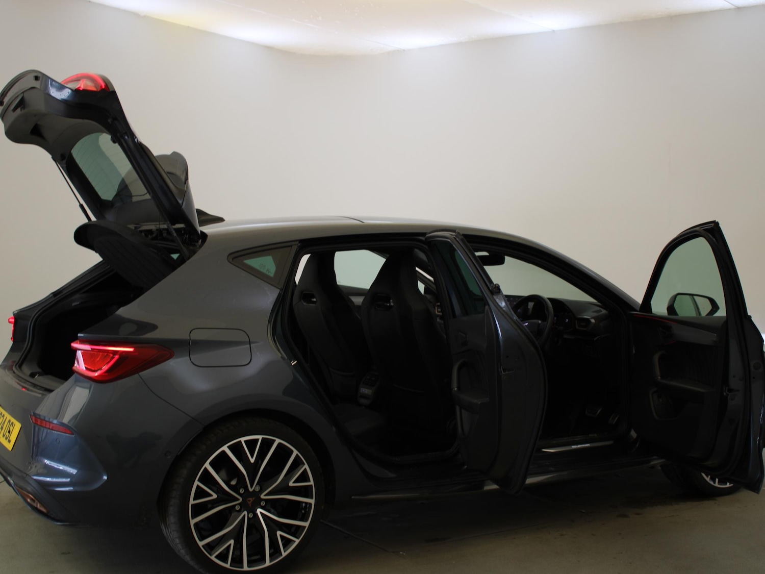 Used Cupra Leon 2024 for sale - 77535319: Photo 29