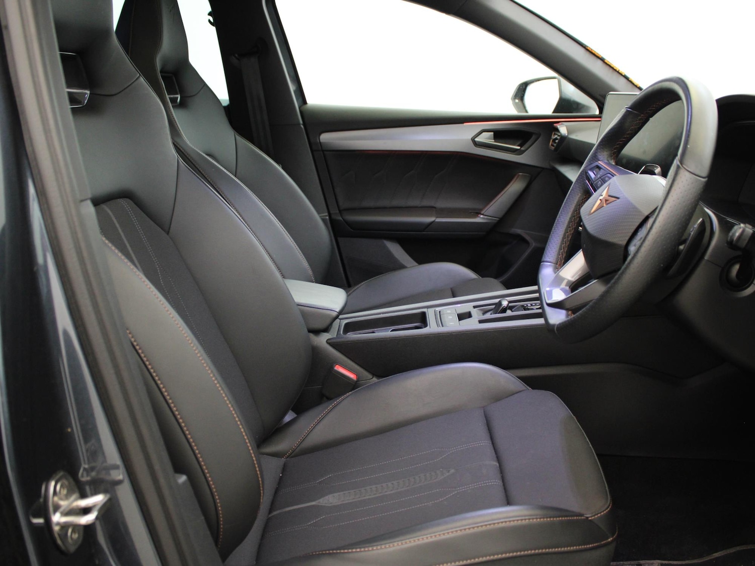 Used Cupra Leon 2024 for sale - 77535319: Photo 9