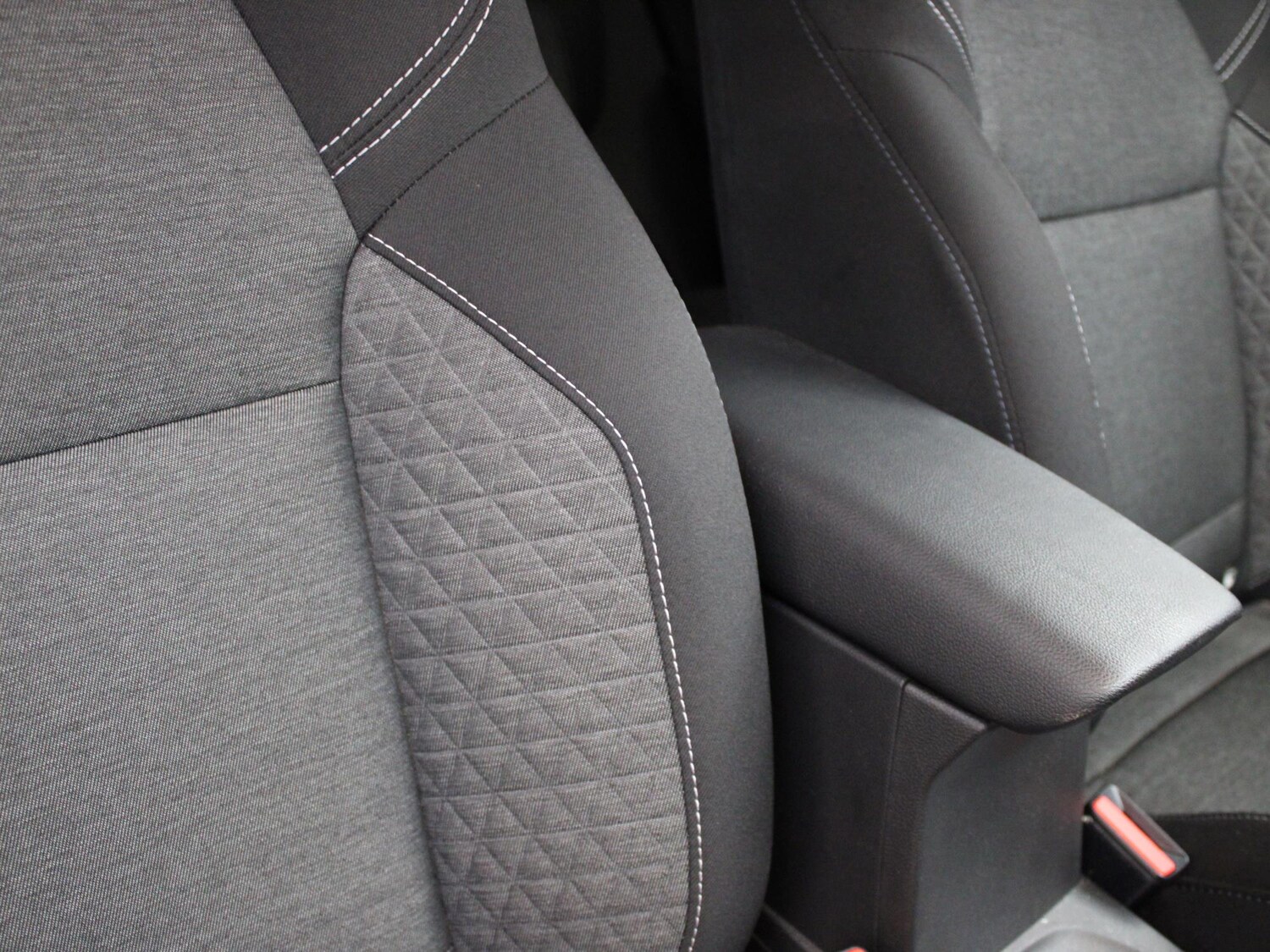 Used Renault Captur 2023 for sale - 77561224: Photo 23