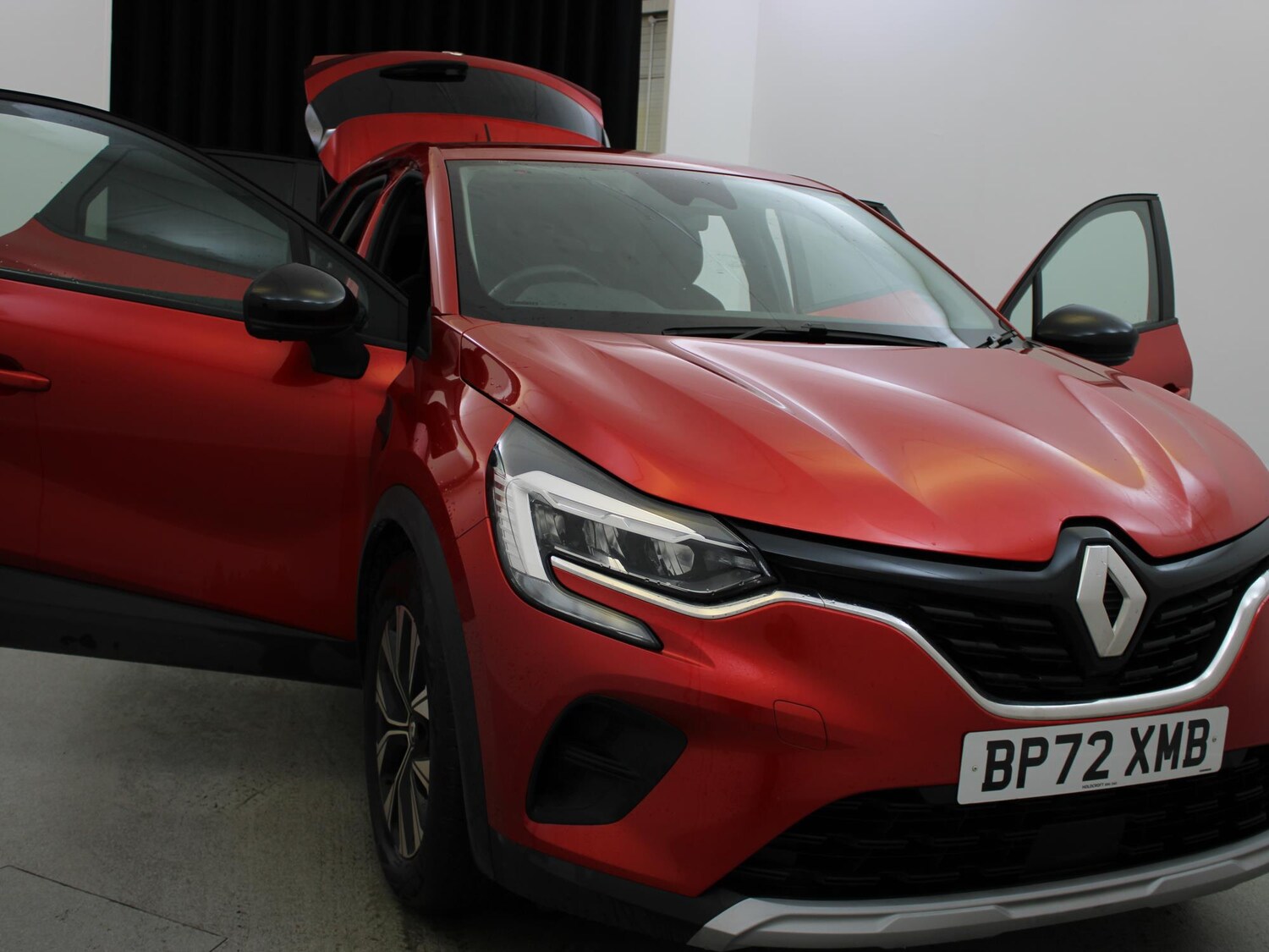 Used Renault Captur 2023 for sale - 77561224: Photo 27