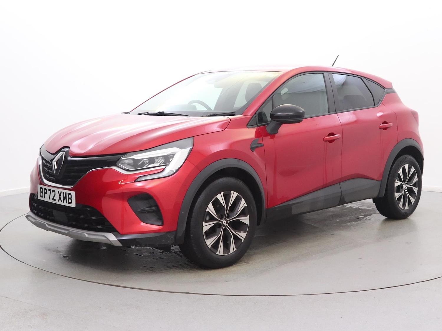 Used Renault Captur 2023 for sale - 77561224: Photo 3