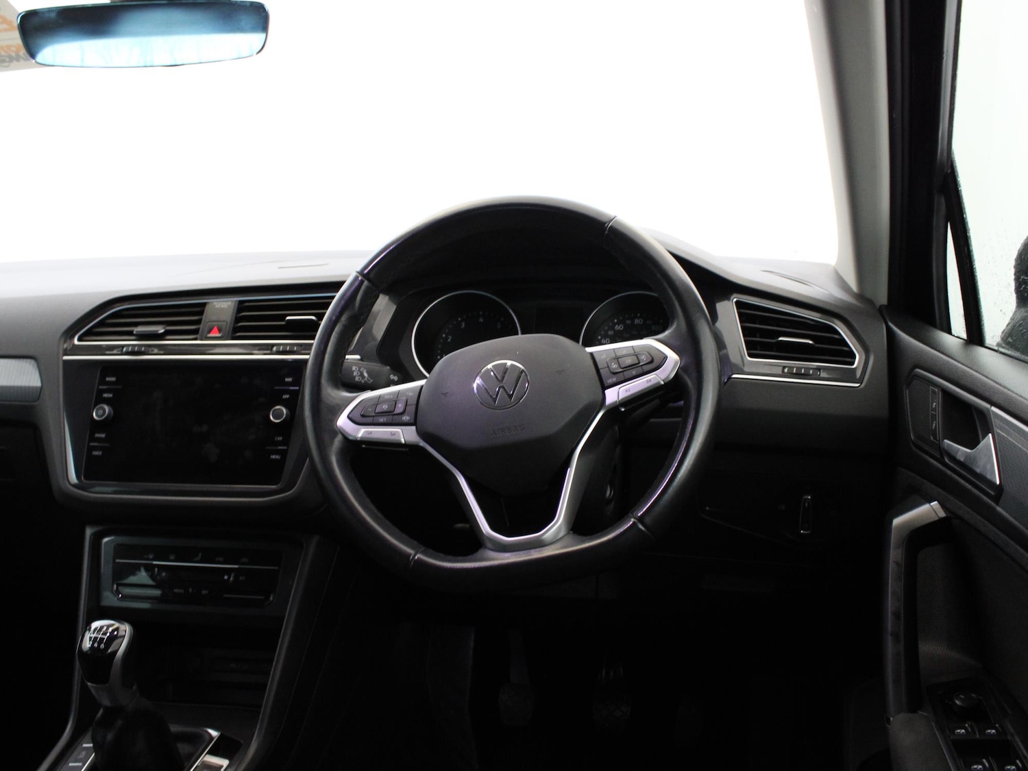 Used Volkswagen Tiguan 2022 for sale - 76890219: Photo 14