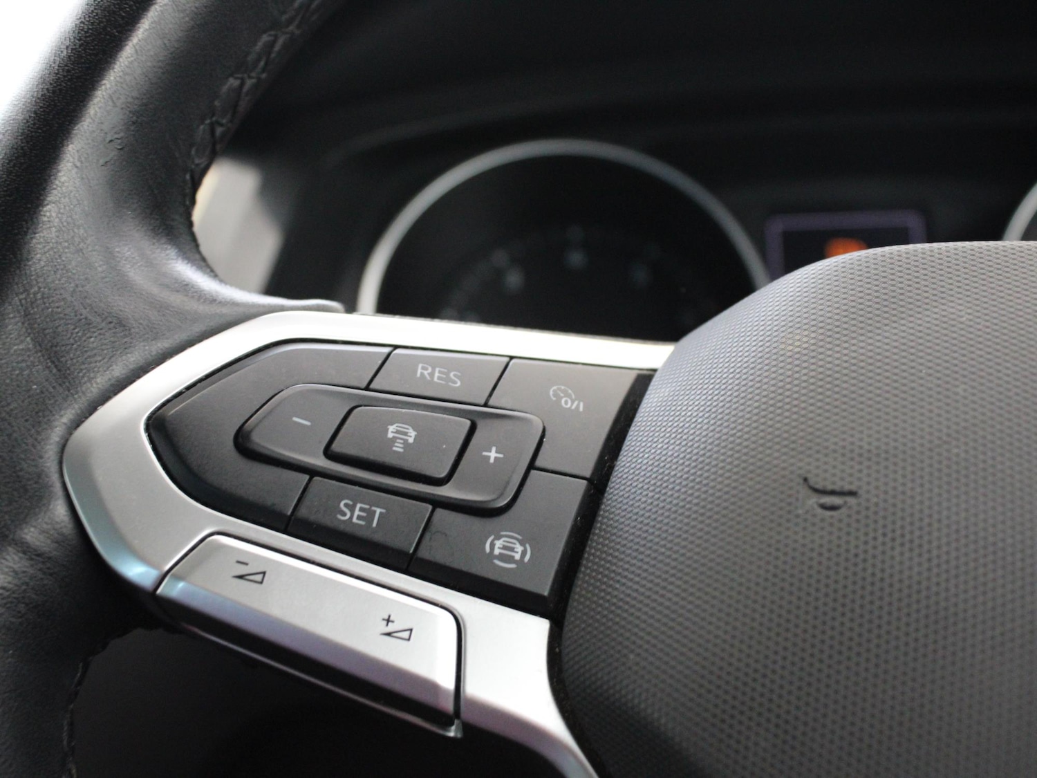 Used Volkswagen Tiguan 2022 for sale - 76890219: Photo 16