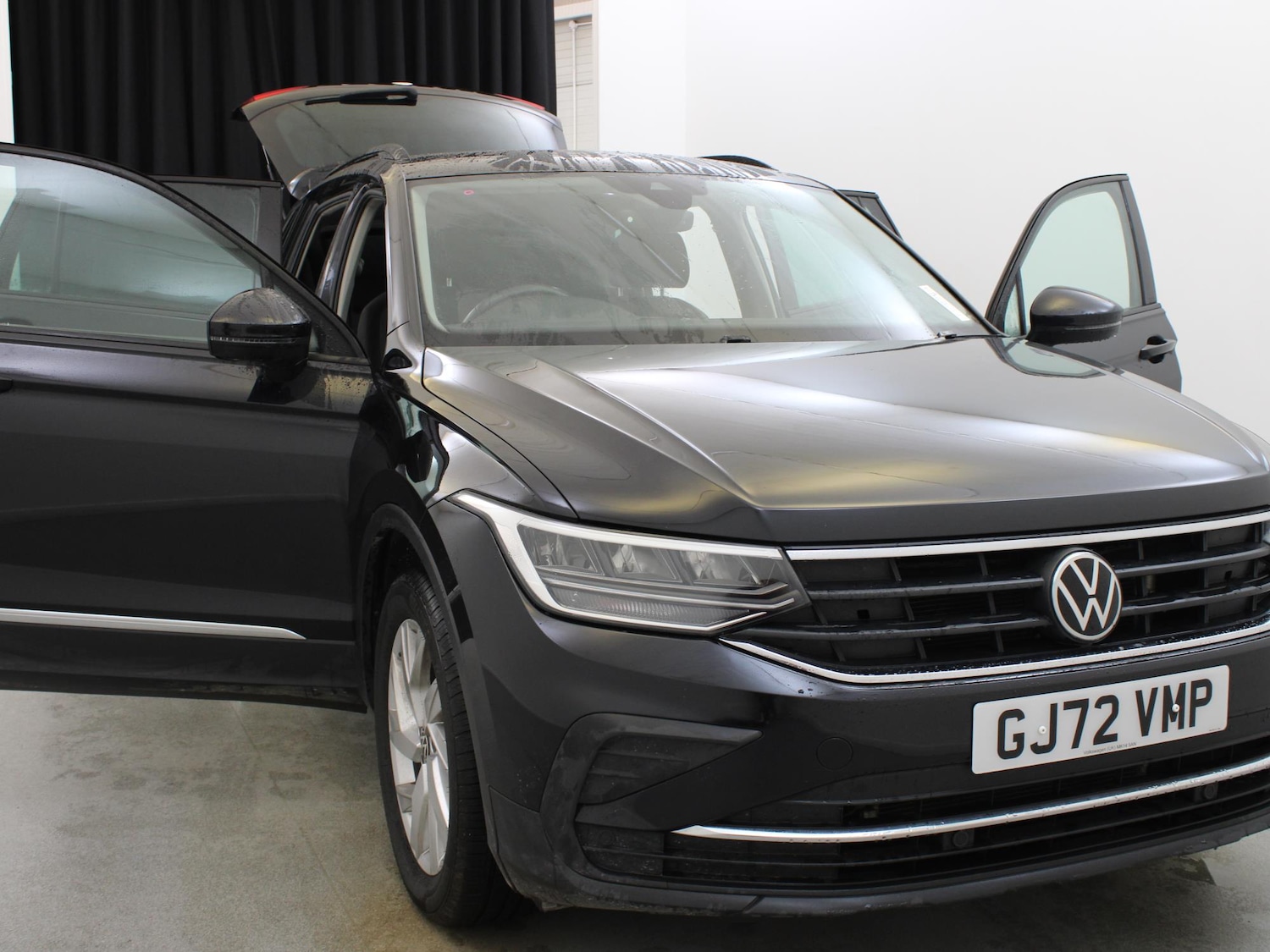 Used Volkswagen Tiguan 2022 for sale - 76890219: Photo 36