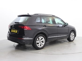 Used Volkswagen Tiguan 2022 for sale - 76890219: Photo