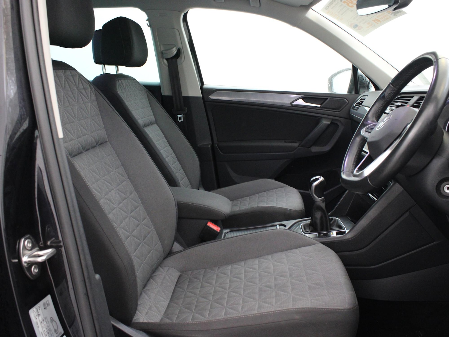 Used Volkswagen Tiguan 2022 for sale - 76890219: Photo 7