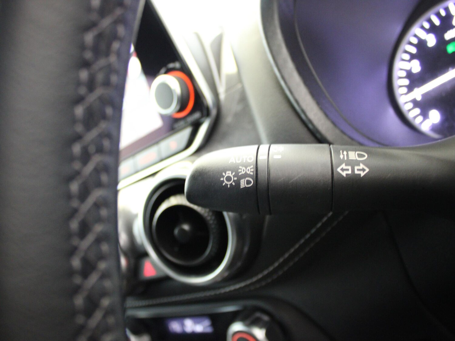 Used Nissan Juke 2023 for sale - 76311114: Photo 25