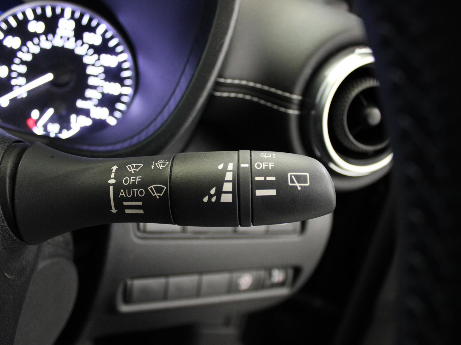 Used Nissan Juke 2023 for sale - 76311114: Photo 26