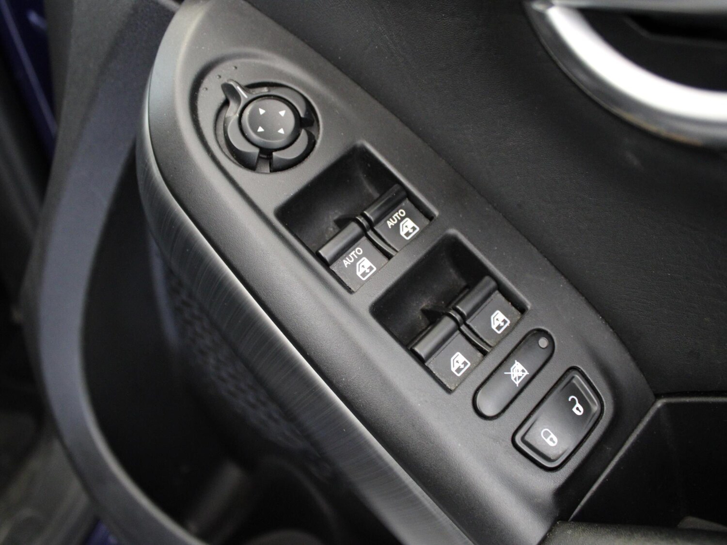 Vehicle 35