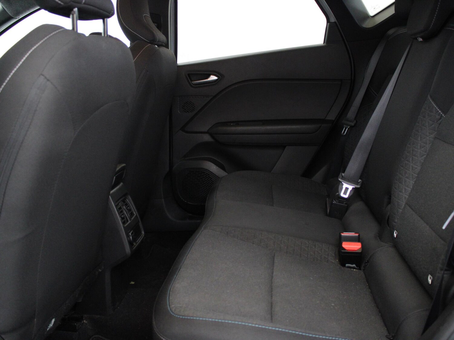 Used Renault Captur 2024 for sale - 76077316: Photo 10