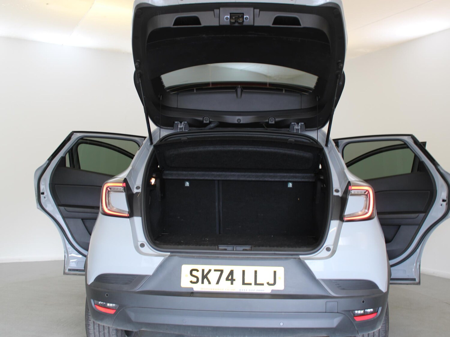 Used Renault Captur 2024 for sale - 76077316: Photo 24