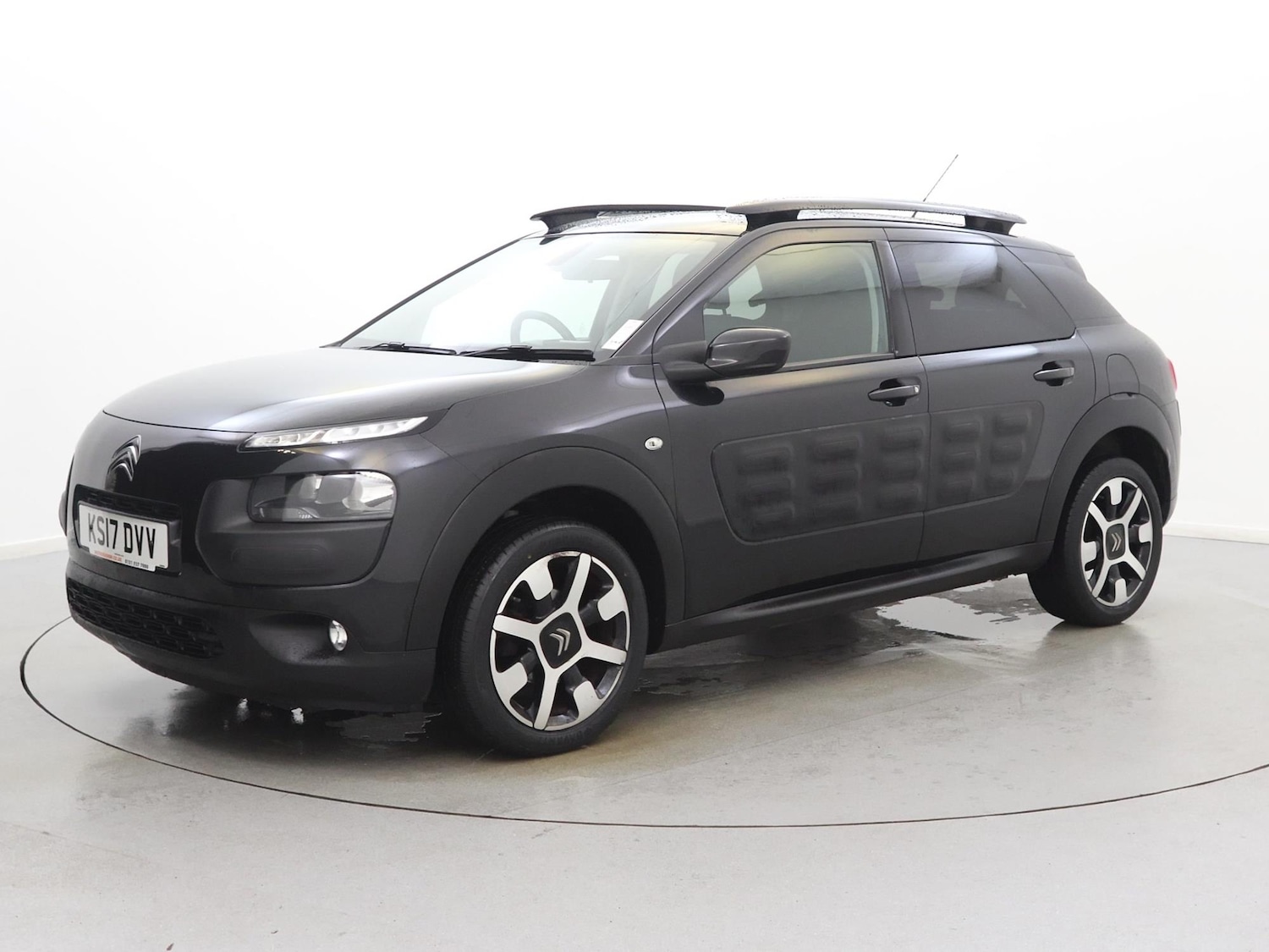 Used Citroen C4 Cactus 2017 for sale - 76789573: Photo 3