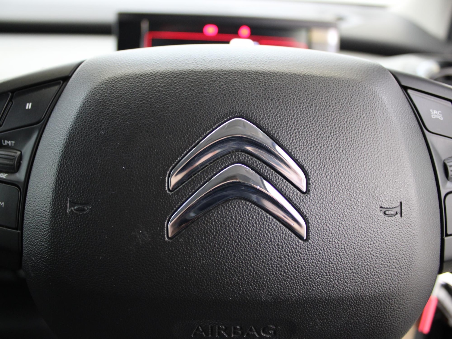 Used Citroen C4 Cactus 2017 for sale - 76789573: Photo 30