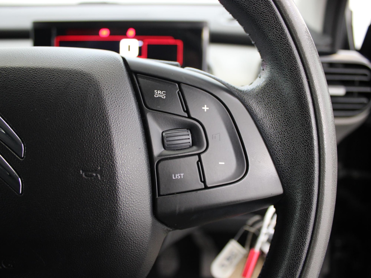 Used Citroen C4 Cactus 2017 for sale - 76789573: Photo 32