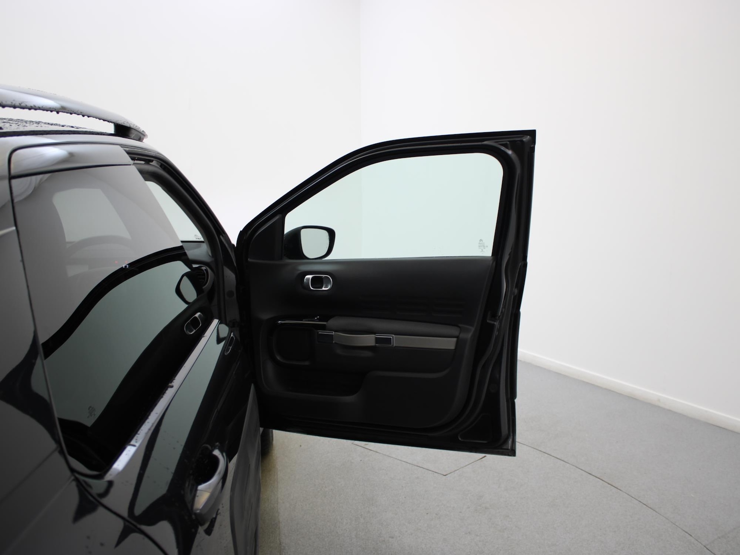 Used Citroen C4 Cactus 2017 for sale - 76789573: Photo 35