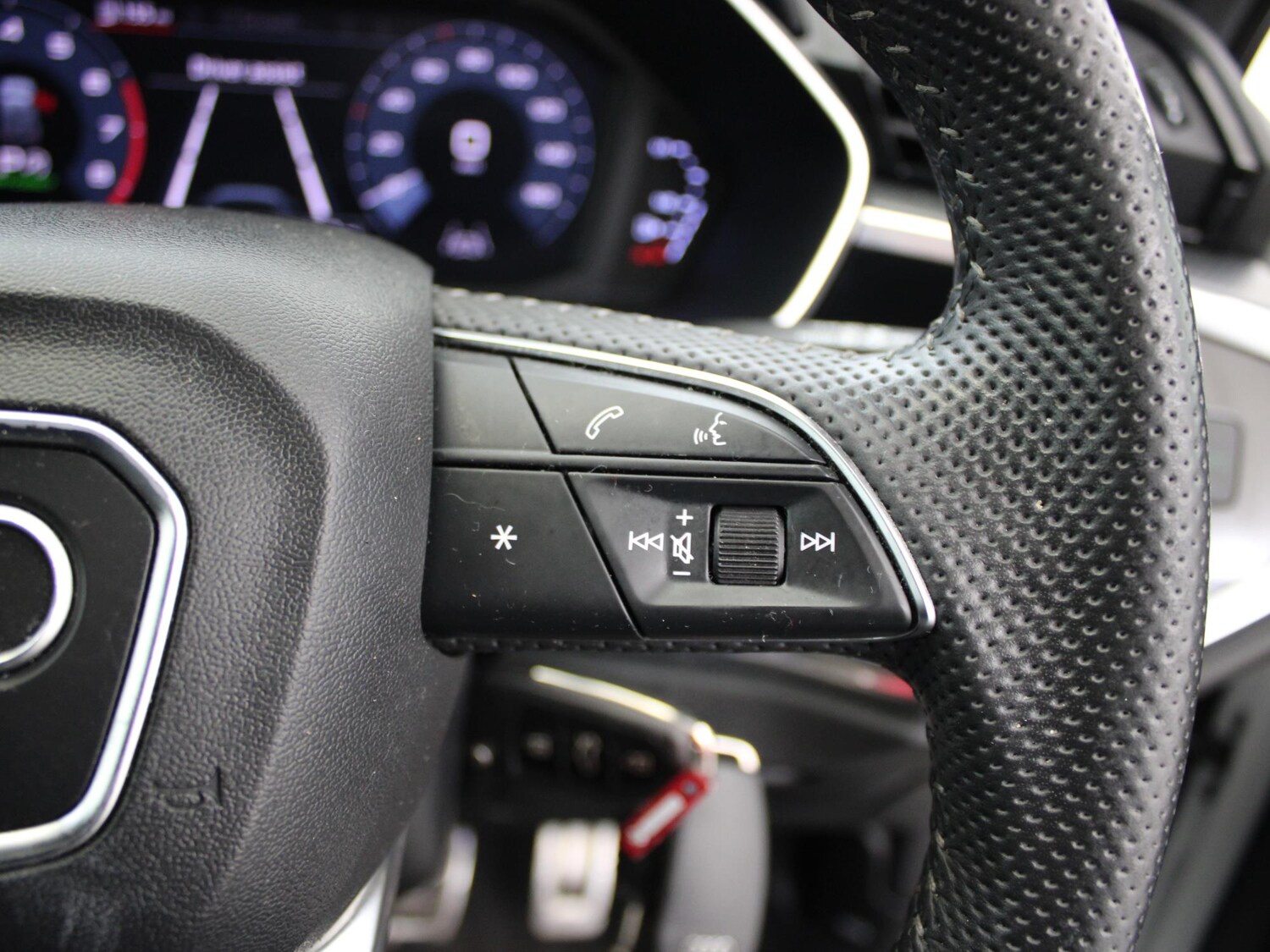 Used Audi Q3 2019 for sale - 77635144: Photo 34