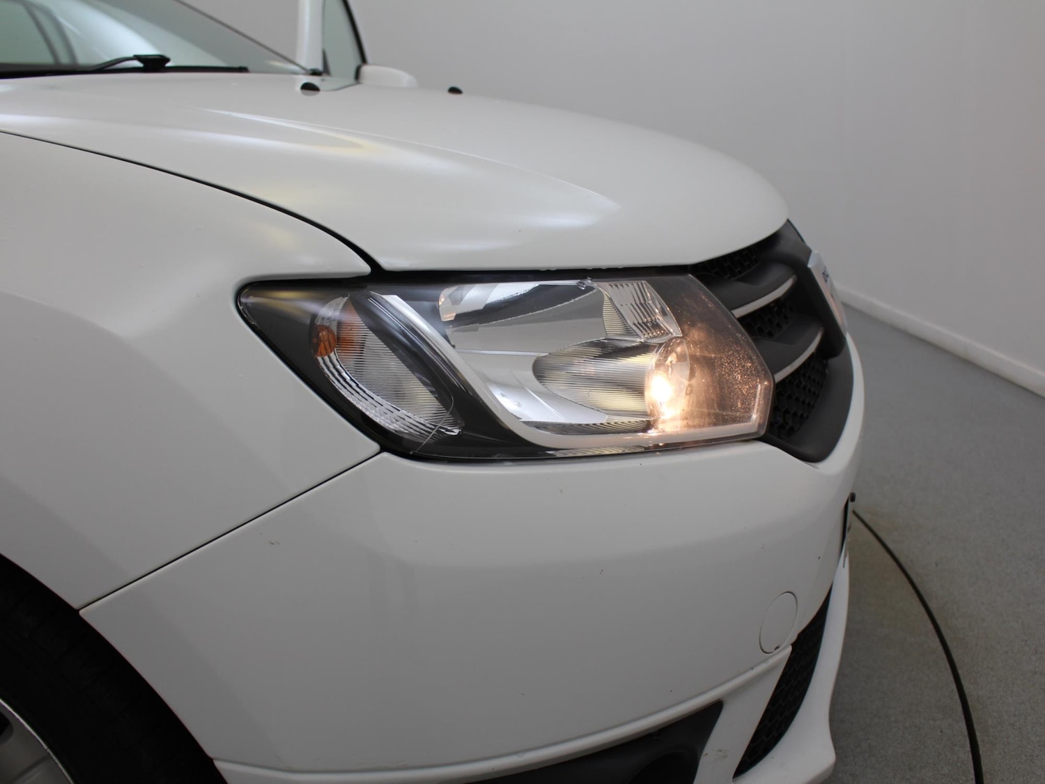 Used Dacia Sandero 2015 for sale - 77348506: Photo 31