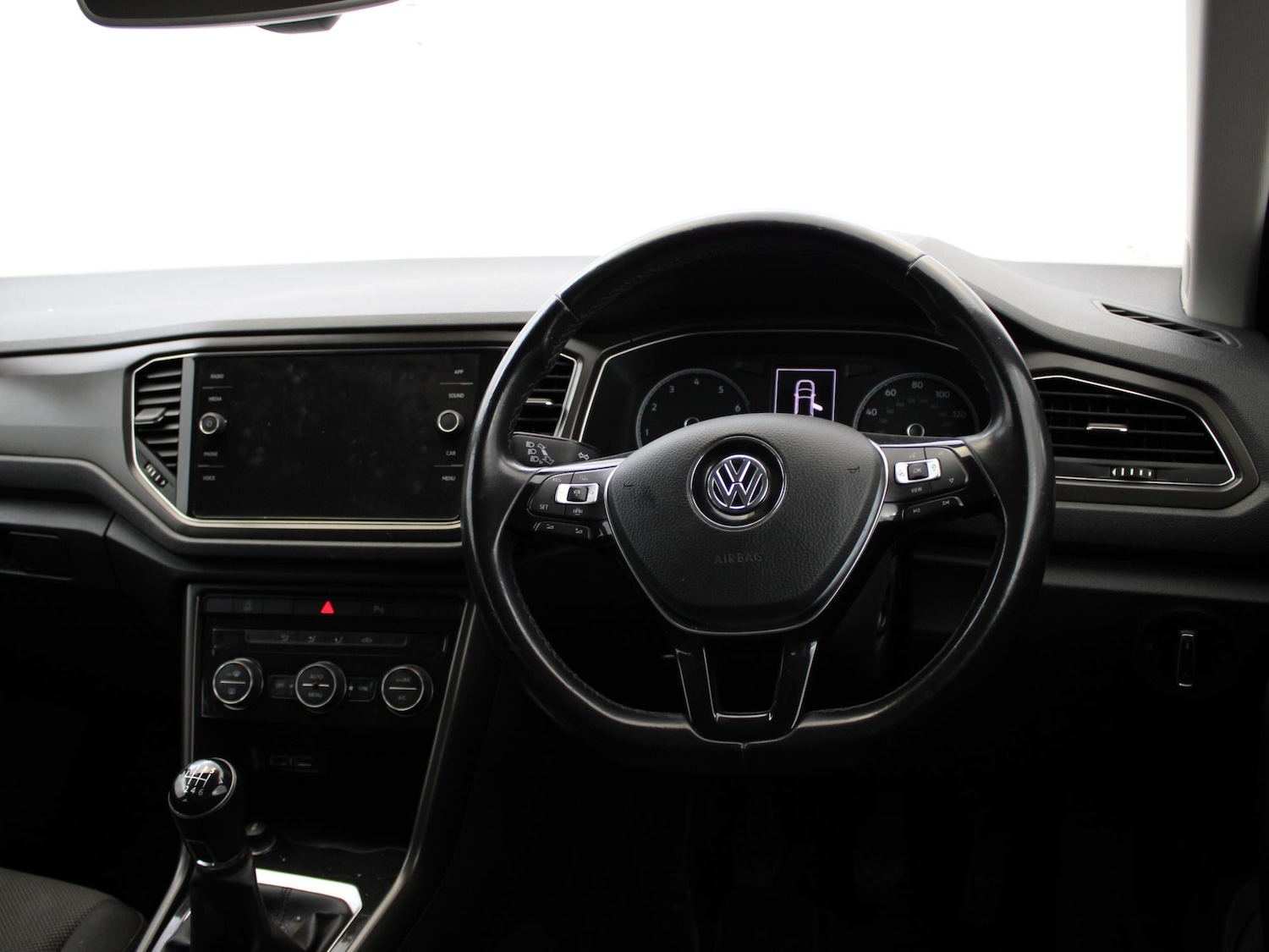 Used Volkswagen T-Roc 2020 for sale - 77398054: Photo 11