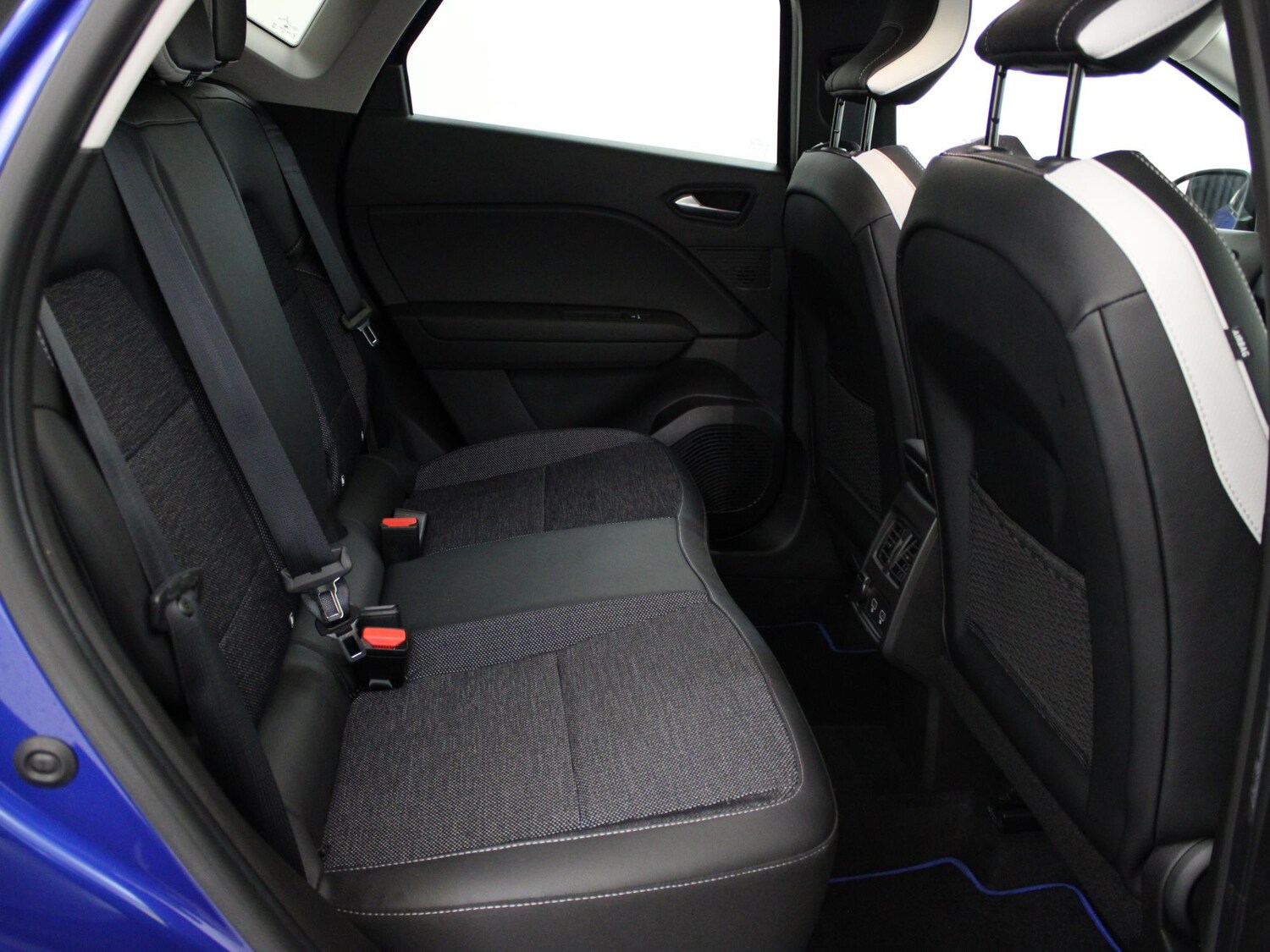 Used Renault Captur 2023 for sale - 76274695: Photo 14