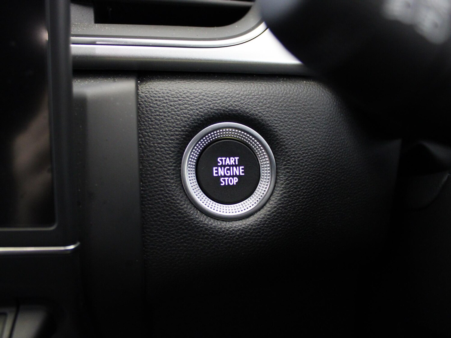 Used Renault Captur 2023 for sale - 76274695: Photo 19