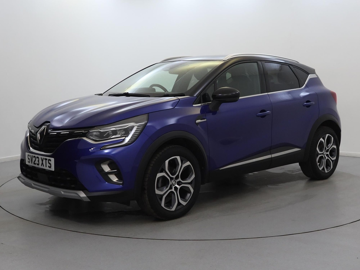 Used Renault Captur 2023 for sale - 76274695: Photo 3