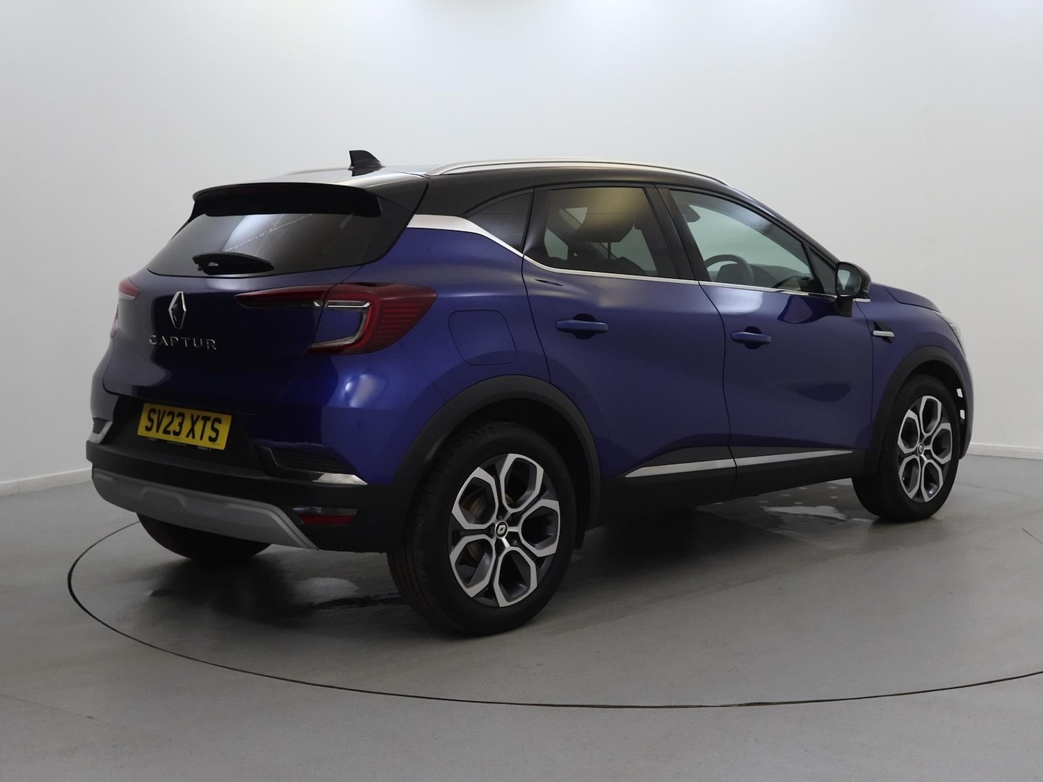 Used Renault Captur 2023 for sale - 76274695: Photo 5