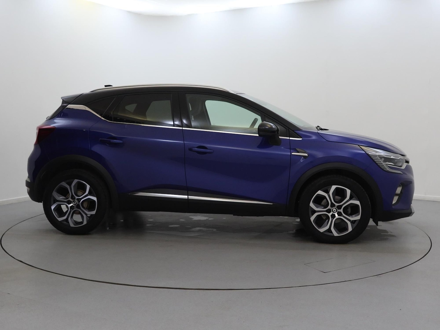Used Renault Captur 2023 for sale - 76274695: Photo 8